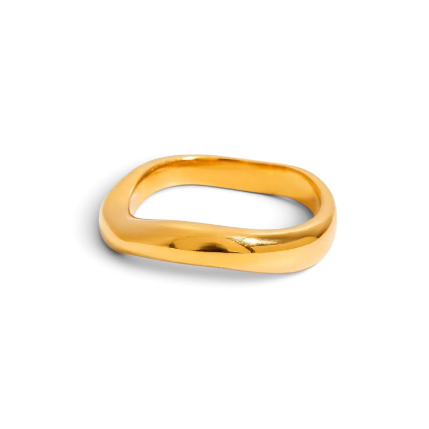 Nova Gold Ring