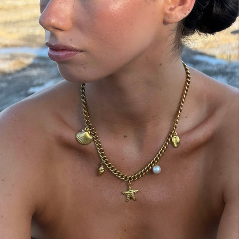 18k gold shell pendant necklace with pearl — Bye Bye Baby