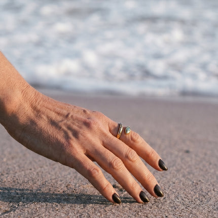 Serpent Gold Wrap Ring with Zirconia Stone